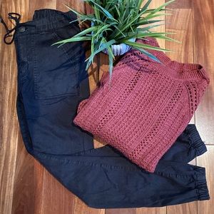 Womens American Eagle Outfitters size 2 Regular black joggers